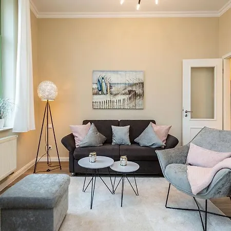 Apartament Frohsinn App 11 *